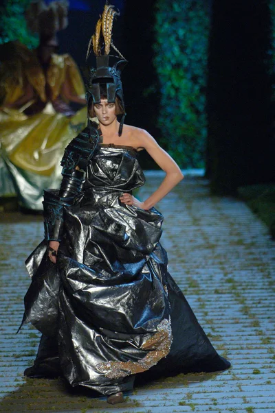 Look 34